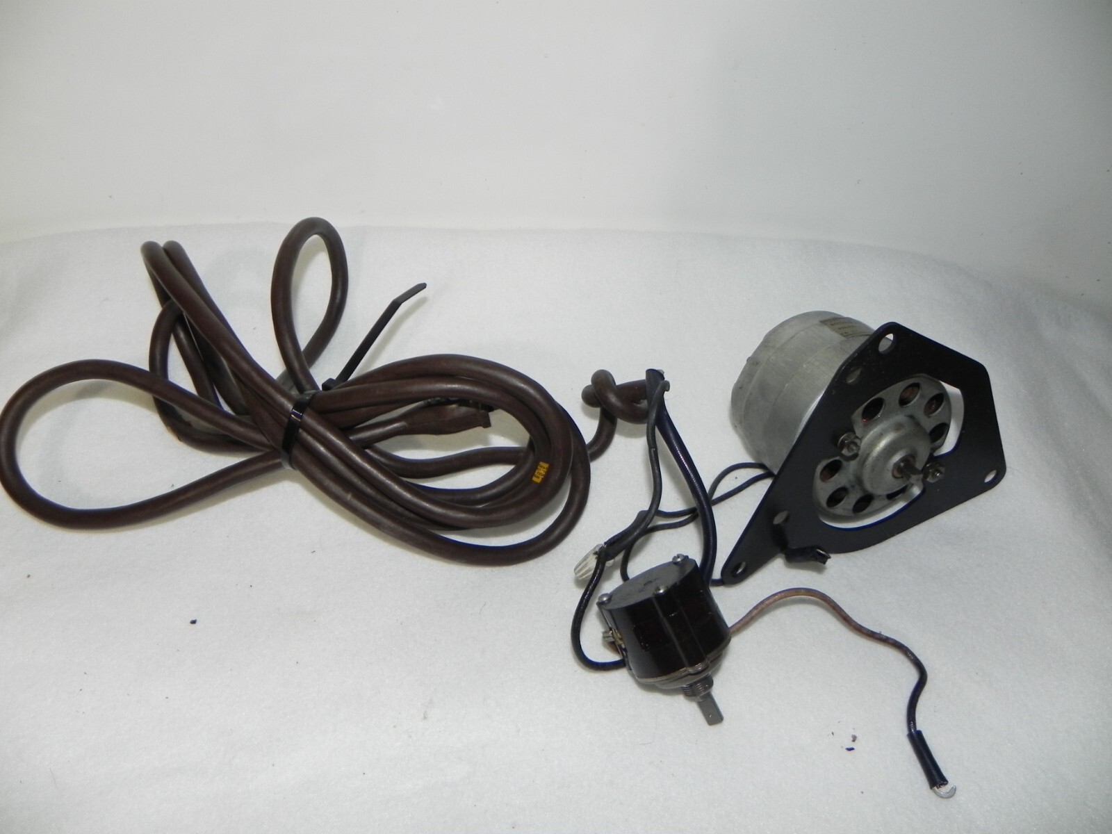 Ampro Futurist 8 Projector Parts: Electric Cord