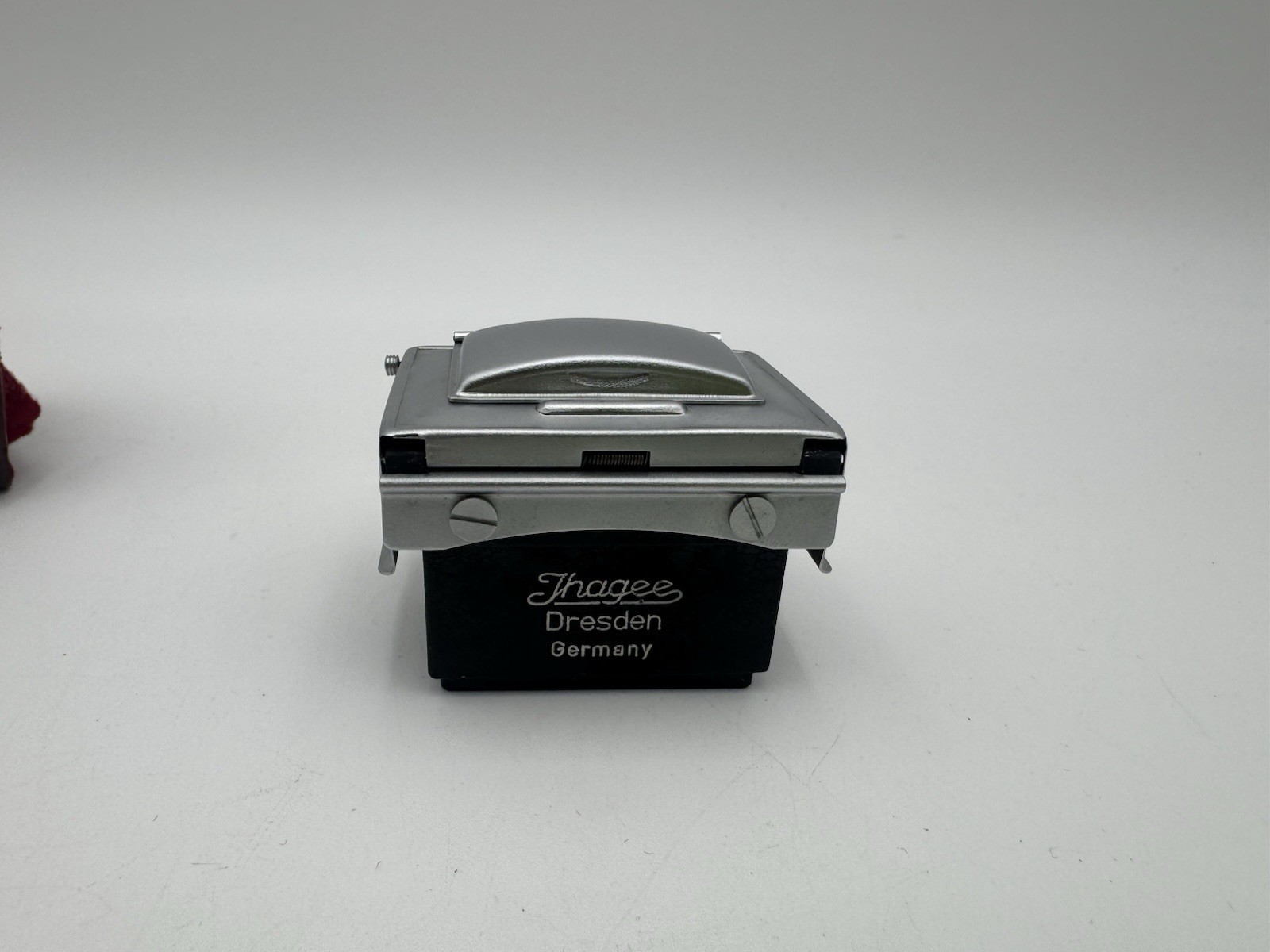 VINTAGE IHAGEE DRESDEN WAIST LEVEL CAMERA VIEWFINDER MADE IN GERMANY.