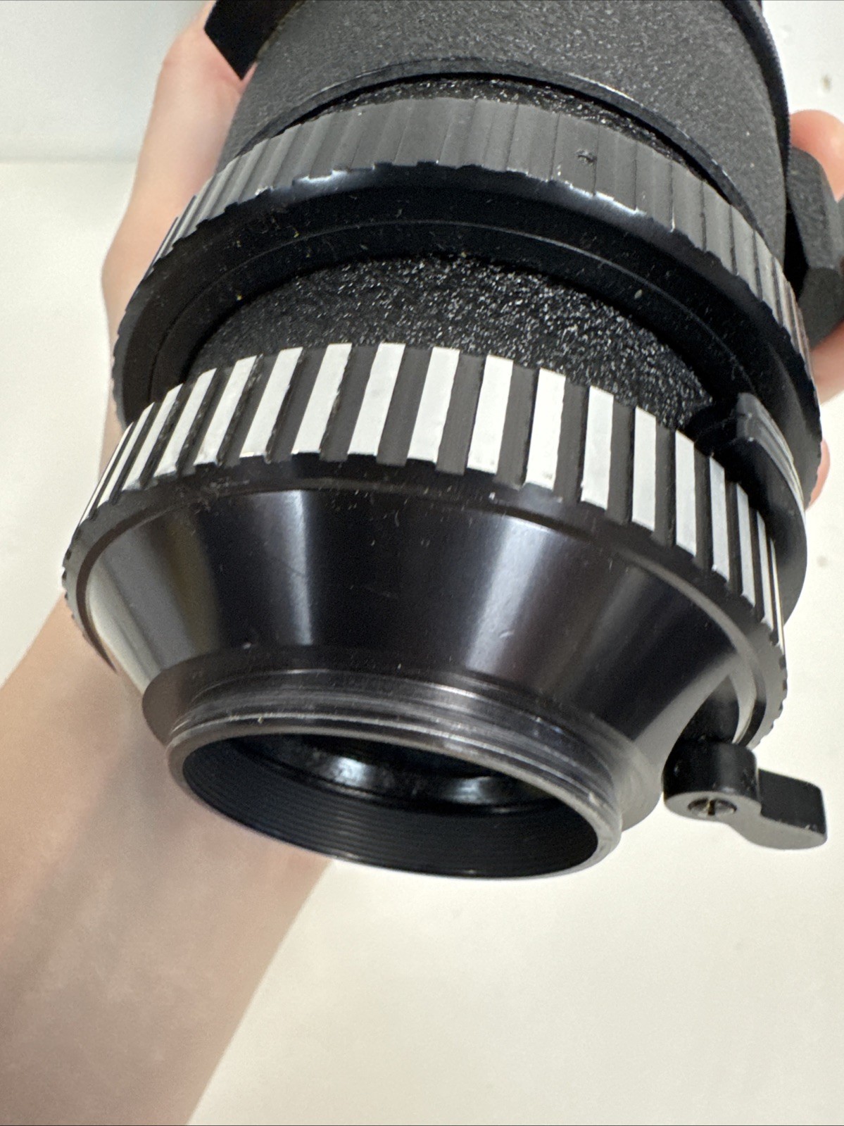 Enna Munchen tele-zoom lens 1:4 85-250mm original leather keeper
