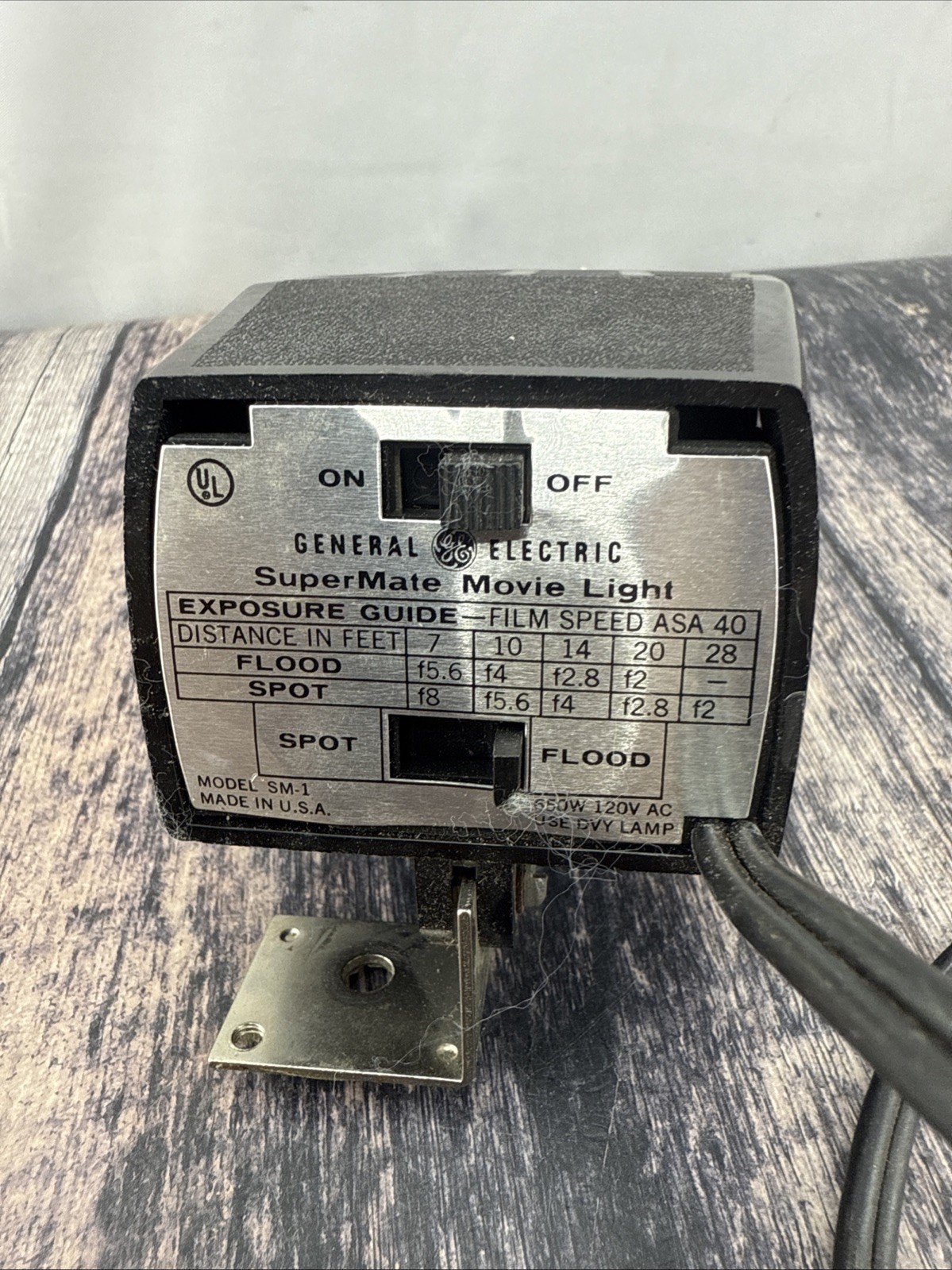GE Super Mate Movie Light The Perfect Mate for Super 8 Cameras – vintage, works