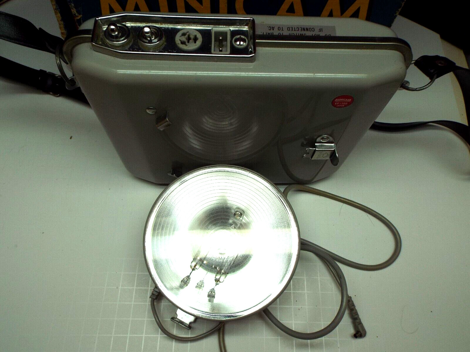 MINICAM SPEEDLIGHT 100