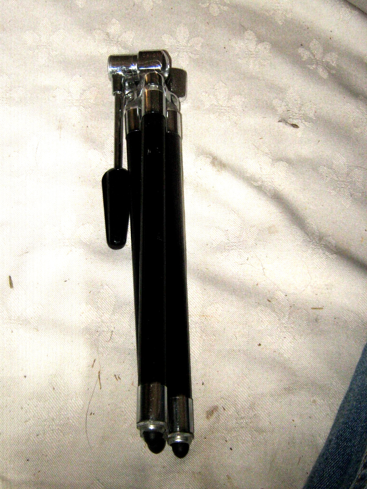 A Vintage Leather Cased Orion Chrome & Back Telescopic Leg Camera Tripod