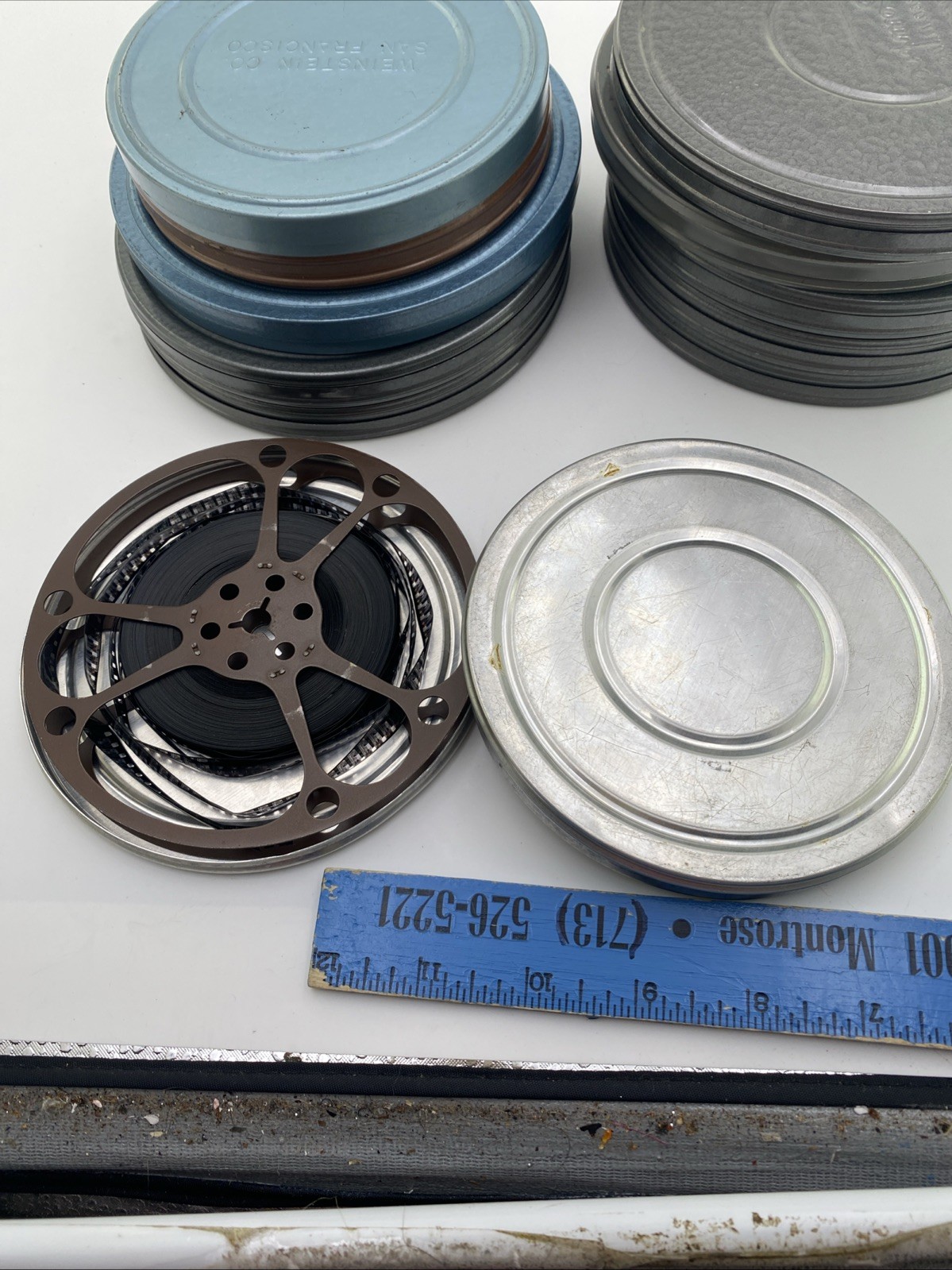 VTG LOT Compco Corp ++ Metal Film Canisters w/Home Movies
