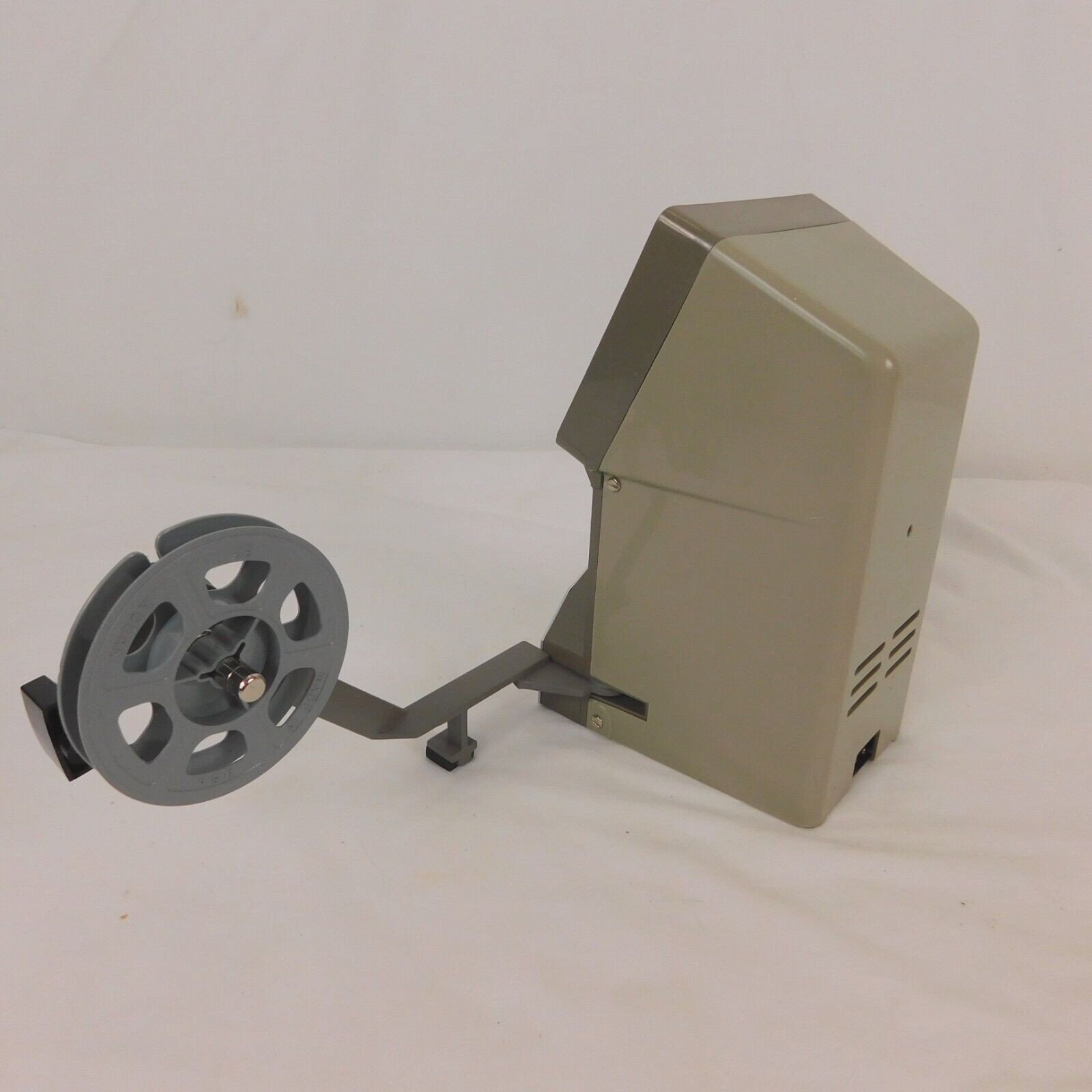 VTG Wards 8 mm Film Movie Editor Reviewer 67-1266 Reels Tested Instructions