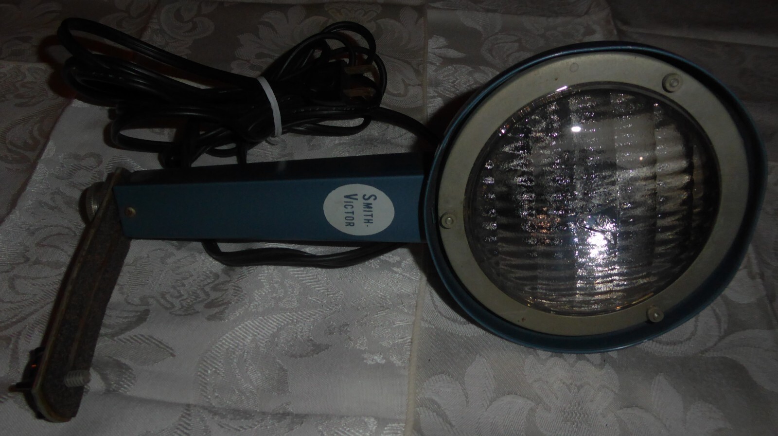 Vintage Smith-Victor Handheld Floodlight Model L5