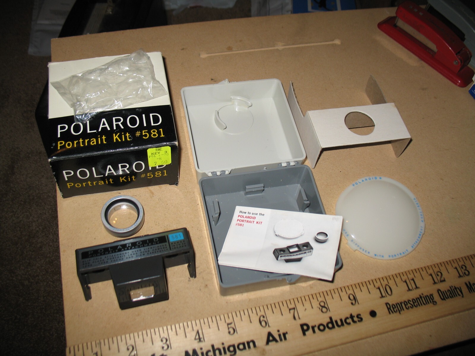 VTG NOS? POLAROID PORTRAIT KIT #581 AUTOMATIC LAND CAMERAS 340 240 230 135 100 +