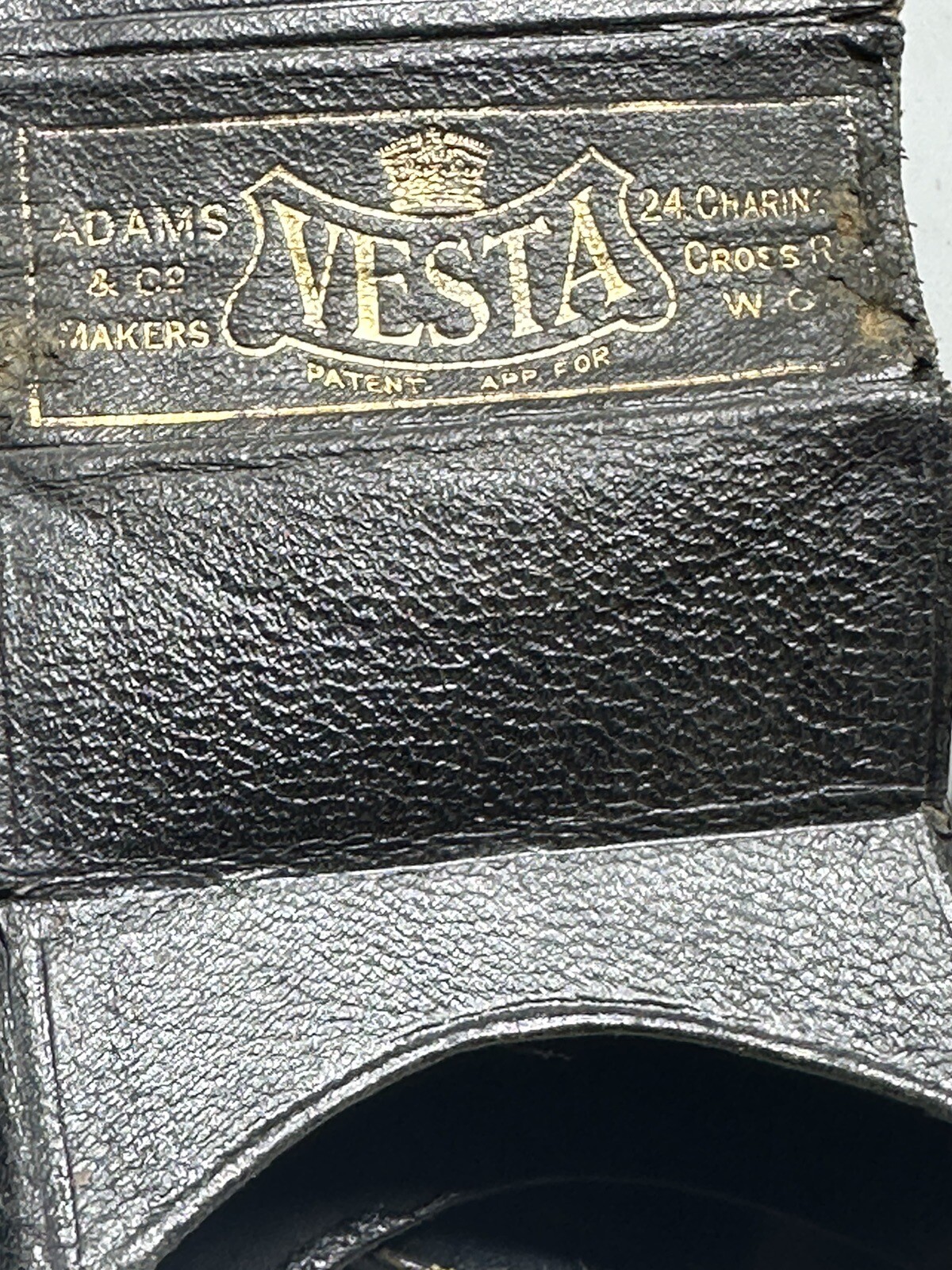 Adams & Company – London – Vesta – Metal film packs and case