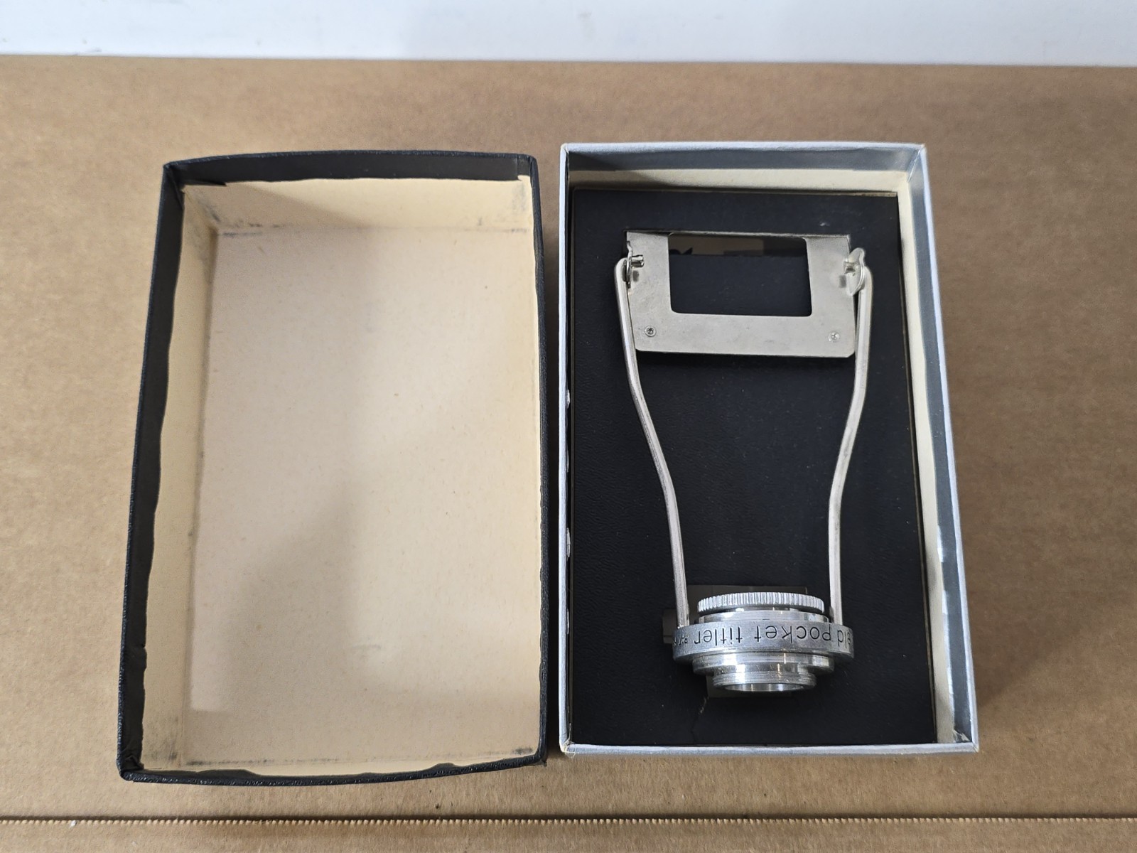VINTAGE MANSFIED POCKET TITLER FOR 8MM MOVIE CAMERA
