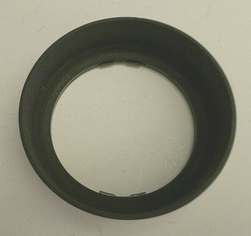 Minolta A 35 – 105 / 3.5 – 4.5 Lens Hood Shade – Plastic – Japan