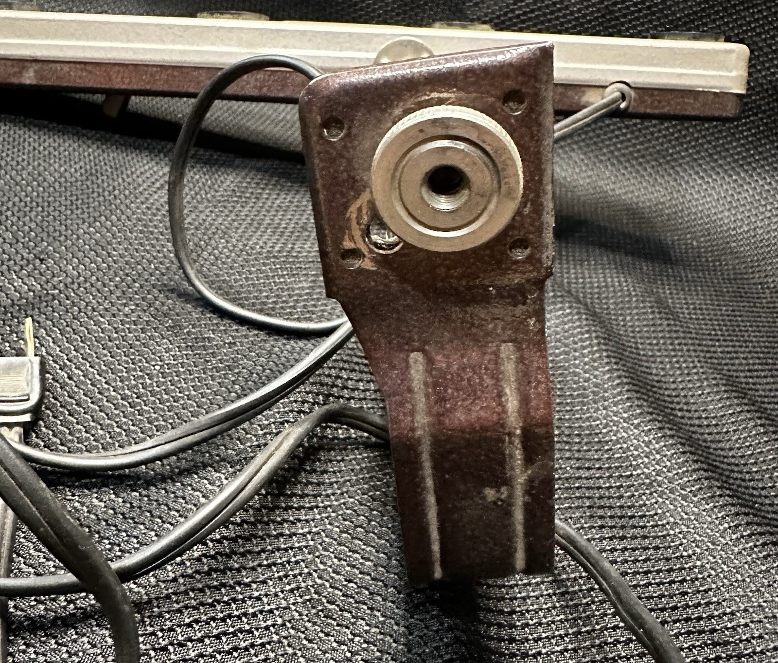 Vintage 1950’s ACME Mov-e-Lite 4-bulb Light Bar For Photography Filmmaking Metal