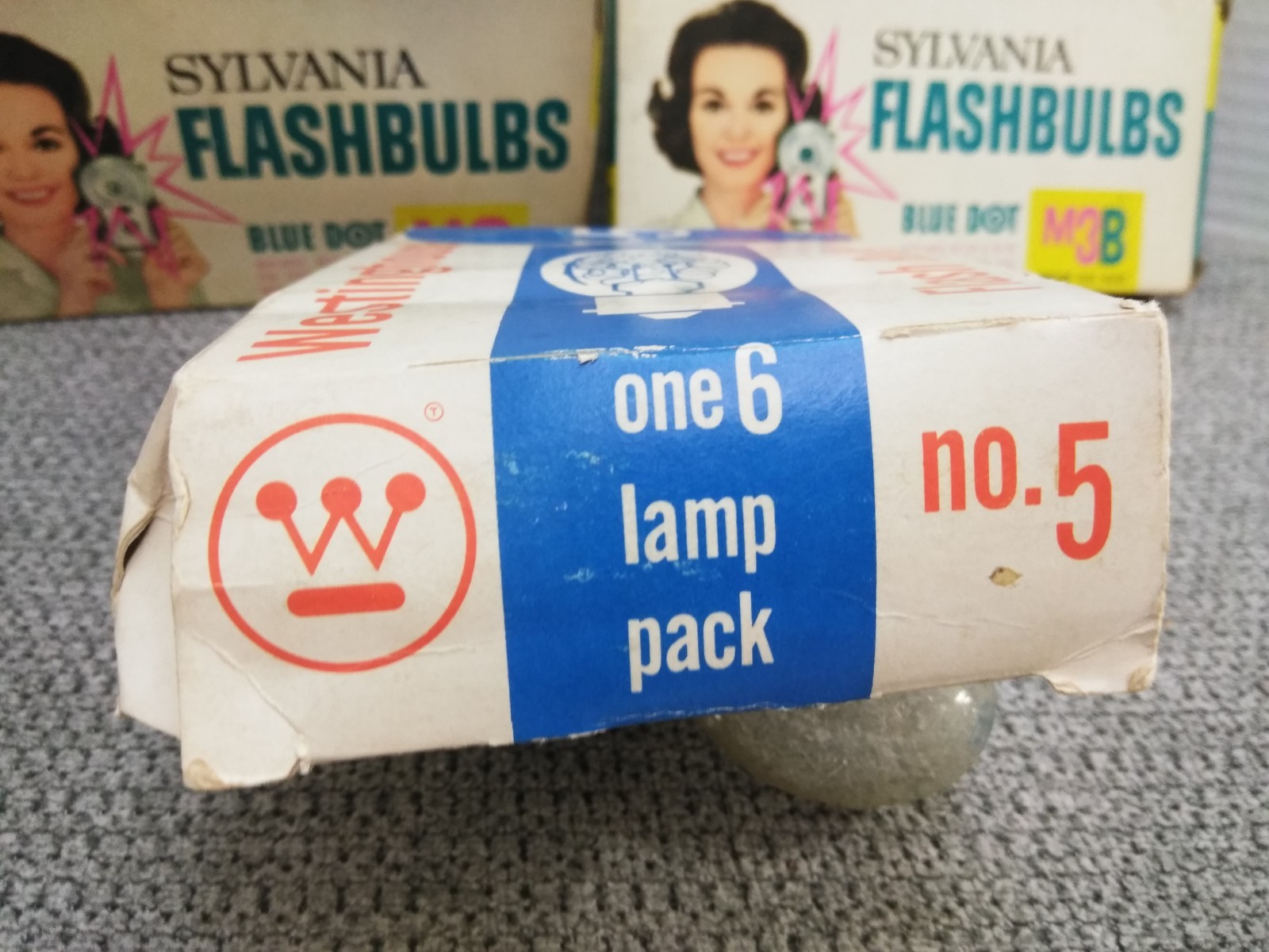 Sylvania Blue Dot M3B, M3 Flashbulbs 12 Blue Bulbs EA & WESTINGHOUSE #5 6 BULB