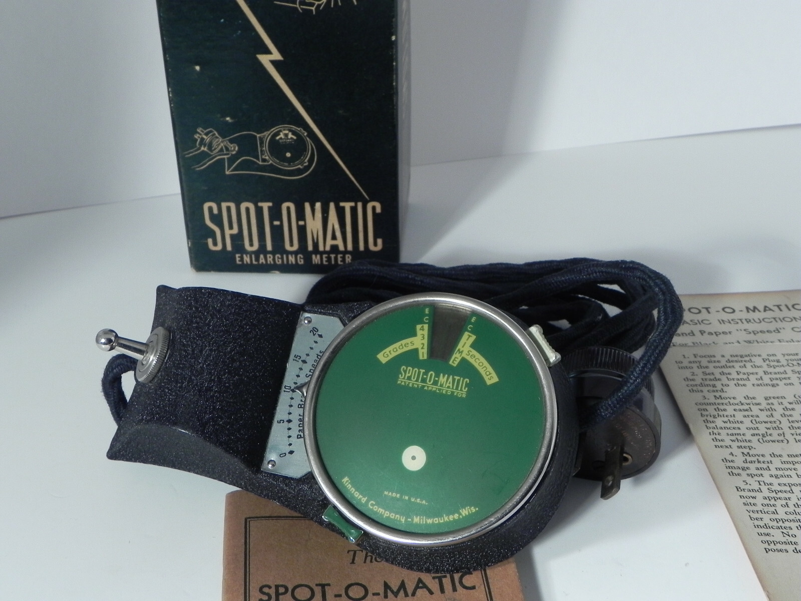 Vintage Kinnard Spot-O-Matic Black and White Photography Enlarging Meter