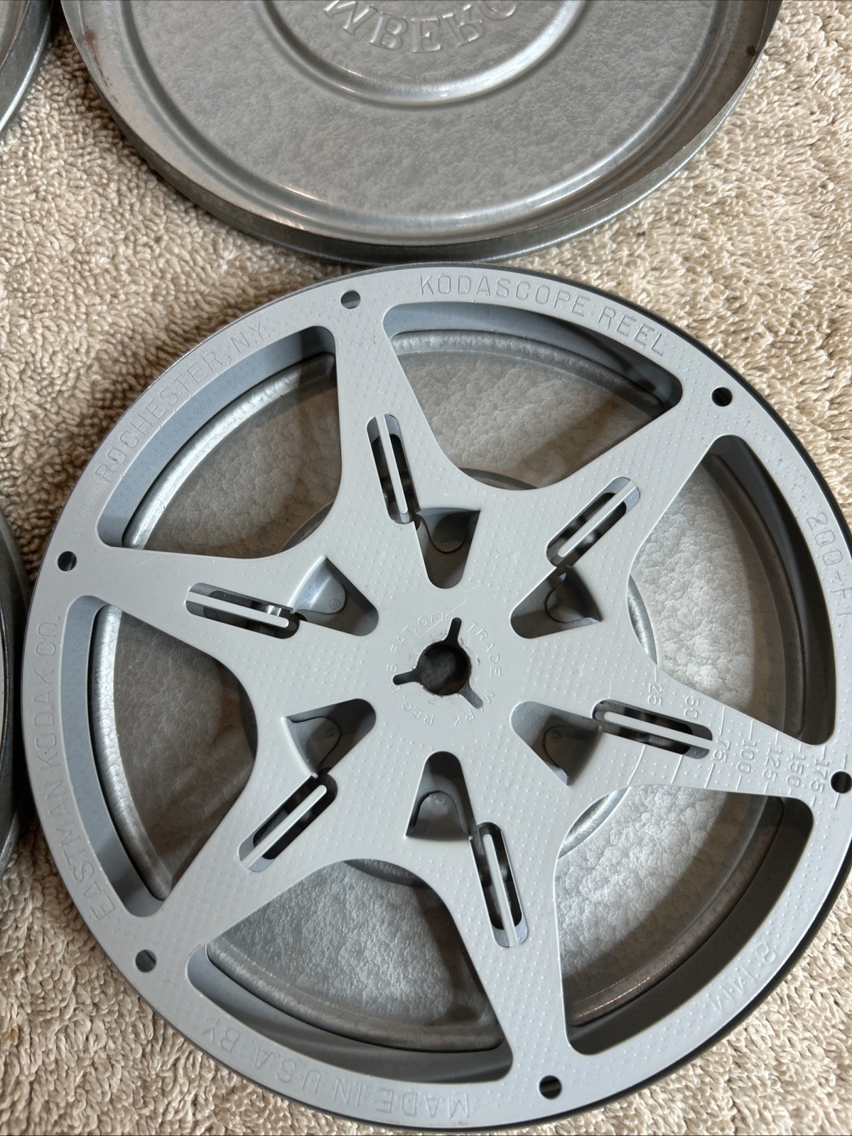 Vintage Brumberger Film Canisters With Kodascope Reels In Grey. 100-R06
