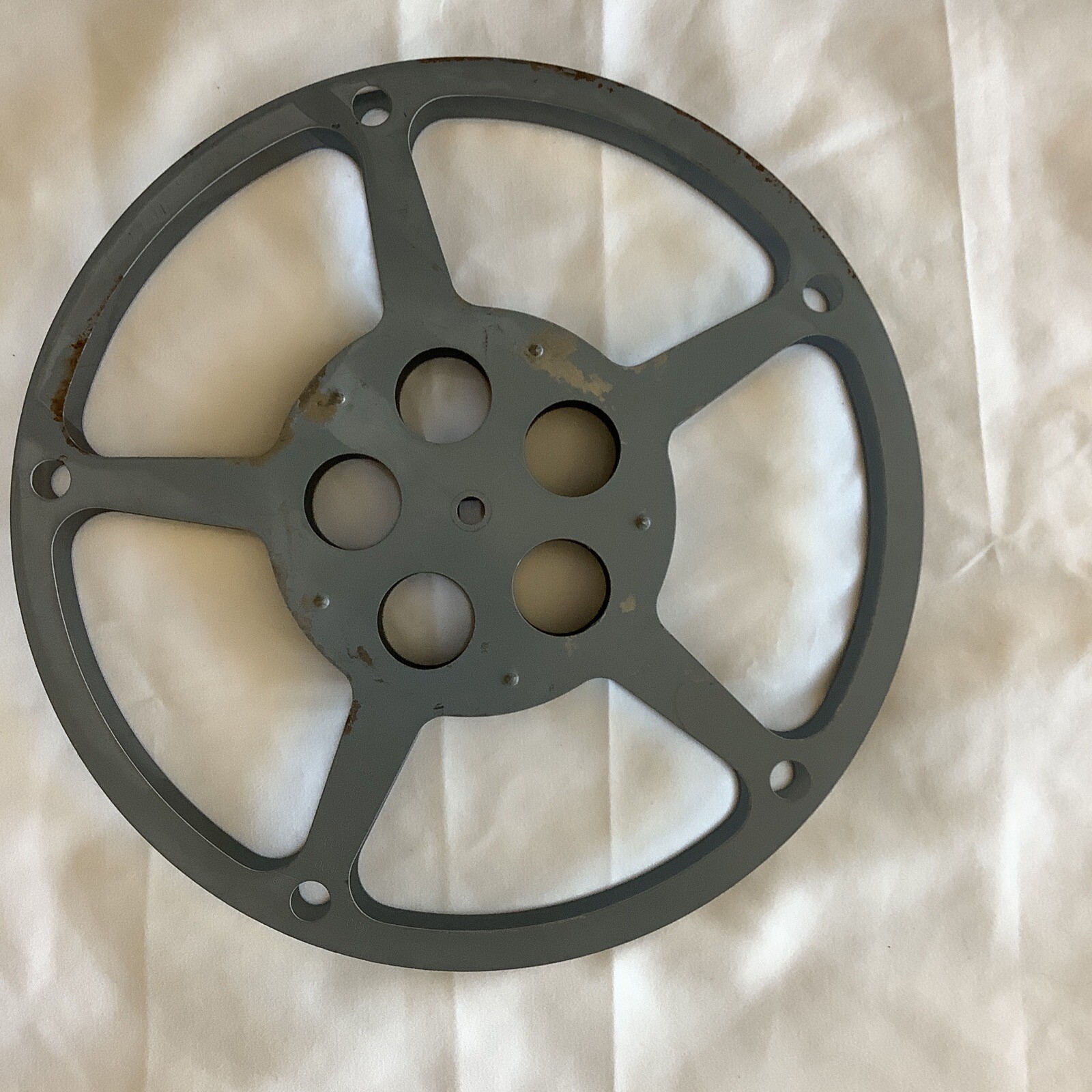 Mild Rust & Paint Chiped 16mm Film Take Up Reel 10.5″ Dia For Art Projects?