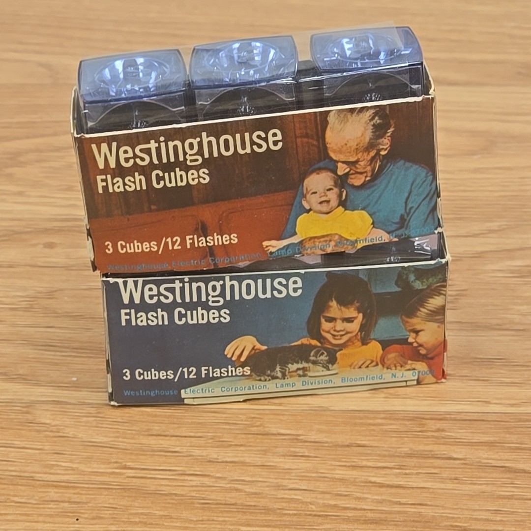 2 – Vintage Westinghouse Flash Cubes 3-Pack 24 Flashes Total New in Package