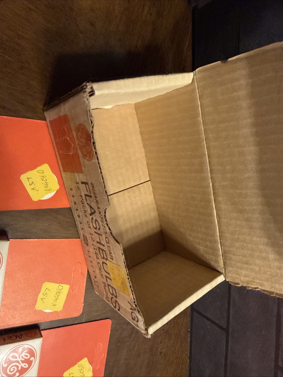 Vintage GE General Electric AG-1 Flashbulbs Qty 12 X 8 in Original Boxes