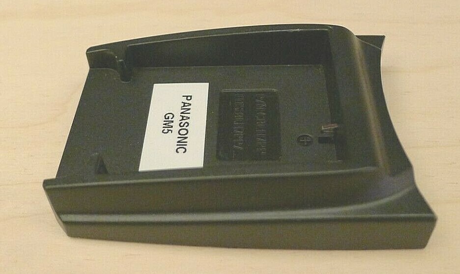 Panasonic Lumix GM5 CBLH7PP Battery Dock works with DMW-BLH7 Fits BLH7PP