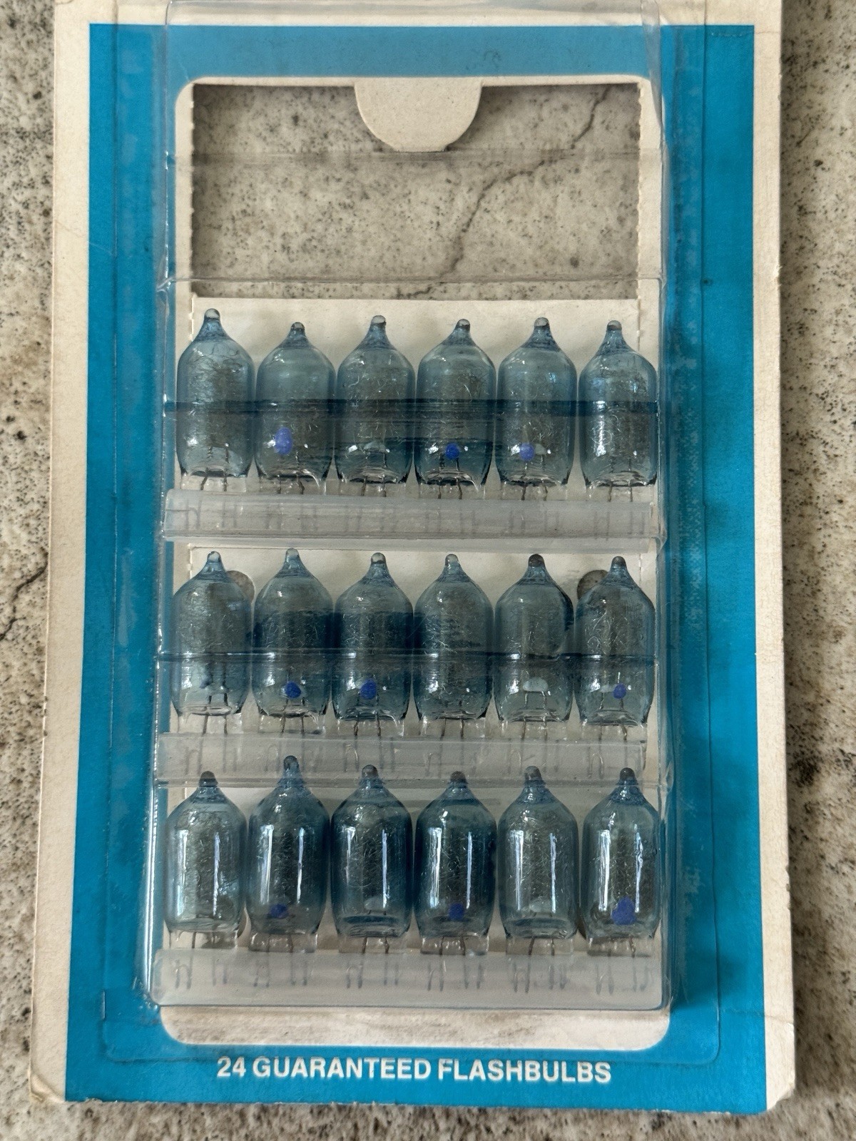Vintage 1980s Focal AG-1B Flashbulbs – 41 Blue Bulbs – Original Kmart Packaging