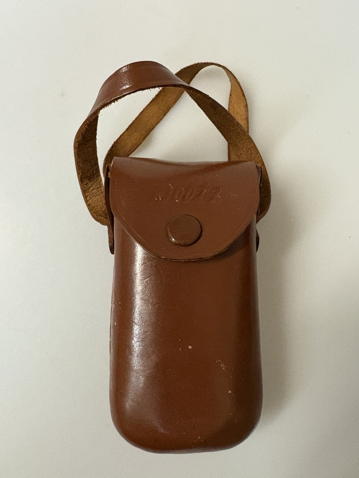 DELTA POCKET FLASH BULB LEATHER CASE SYNCHRONIZATION CORD UNTESTED •SOLD AS IS