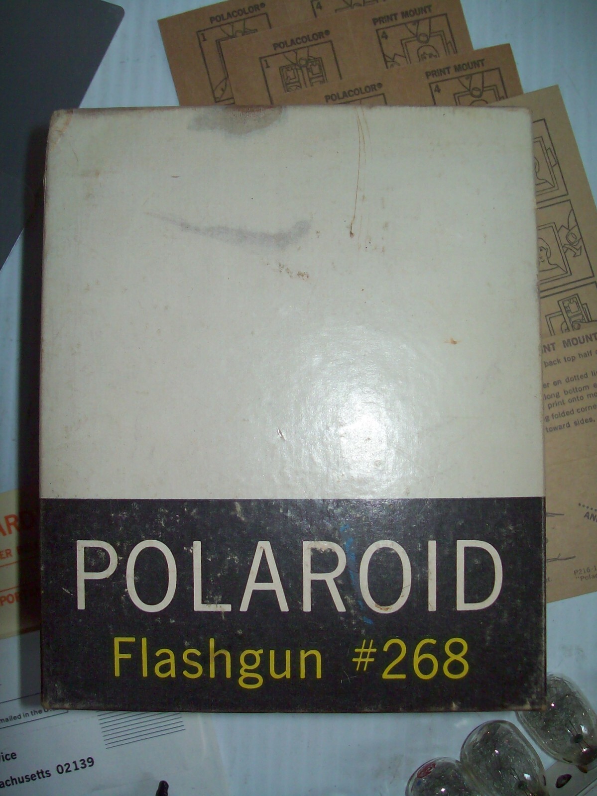 Vintage Polaroid Camera Flashgun # 268 w/Literature, Manual Bulbs & More