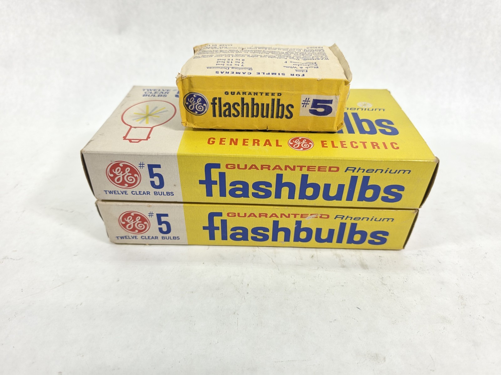 Vintage Lot of GE #5 Flashbulbs – Rhenium, Original Boxes, Unused
