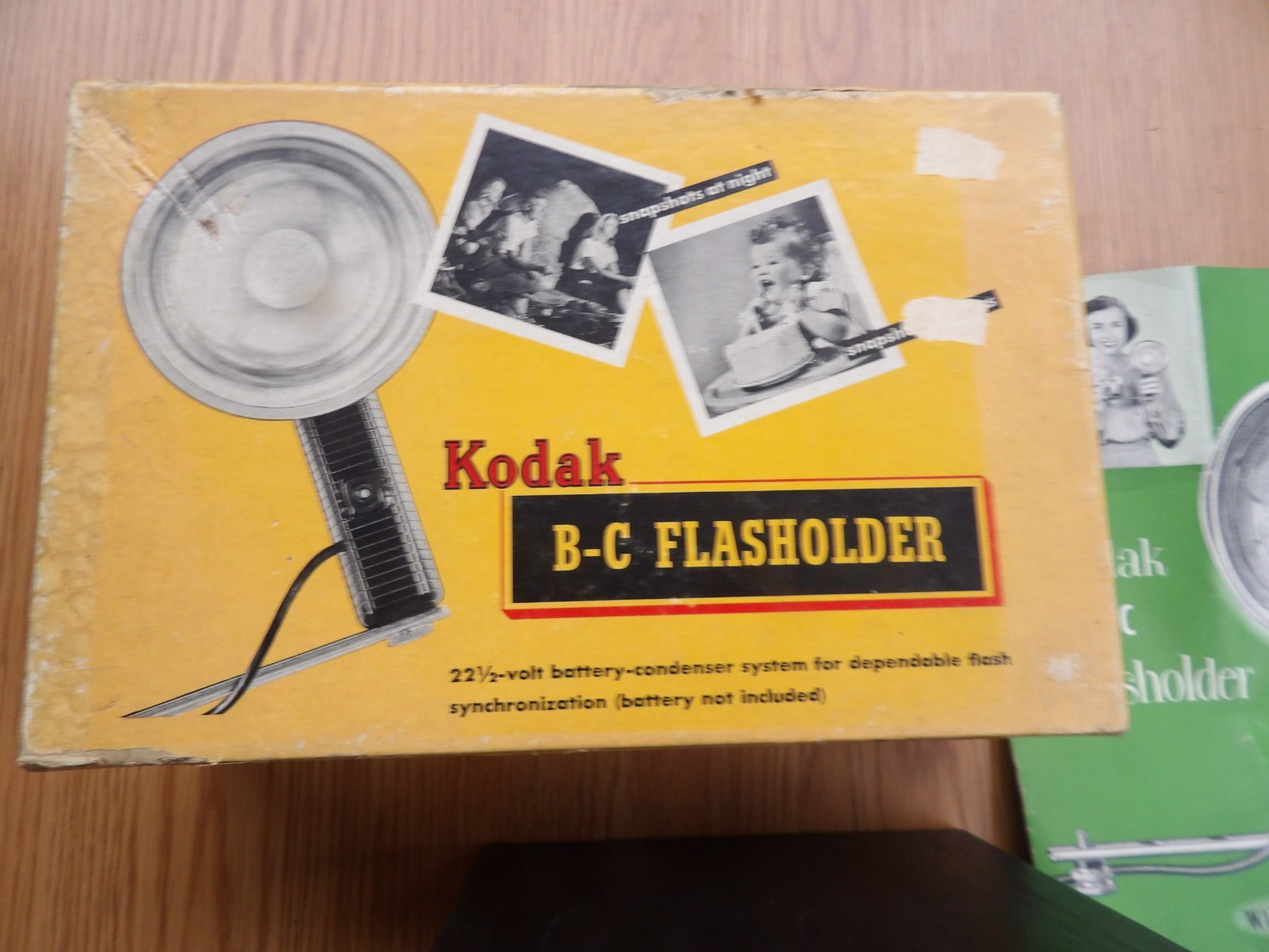 Kodak Camera B-C Flasholder-For Most Flash-Synchronized Cameras