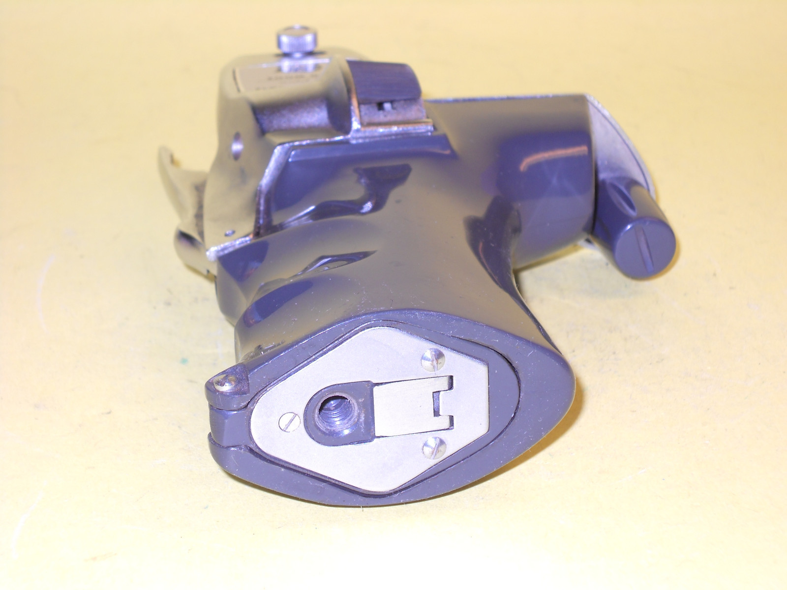Elmo Zoom Grip model C, for Elmo Zoom 8-CZ in very good condition