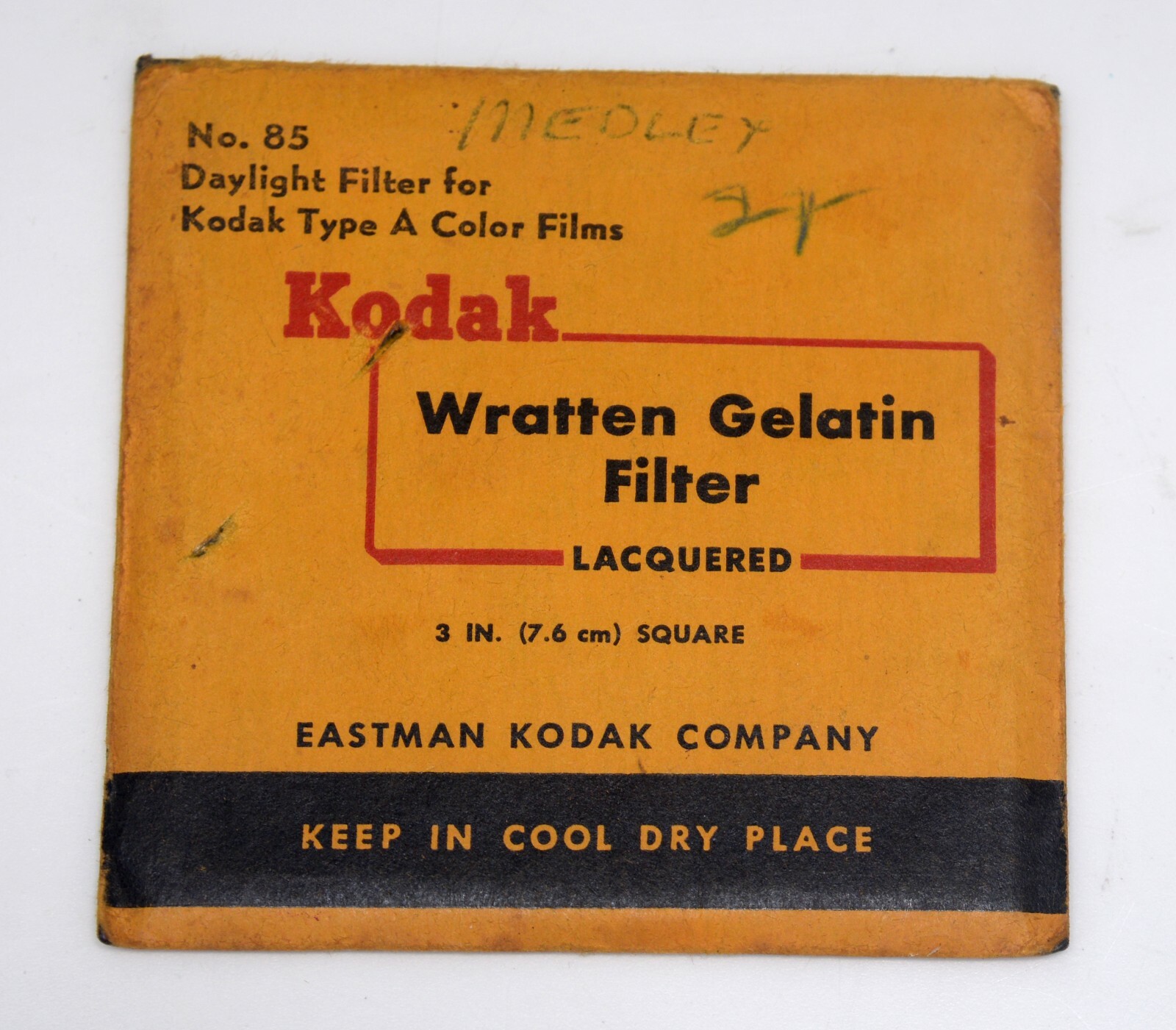 Kodak #85 AMBER 3in/7.6cm Square Wratten Gelatin Filter Vintage Photo Accessory