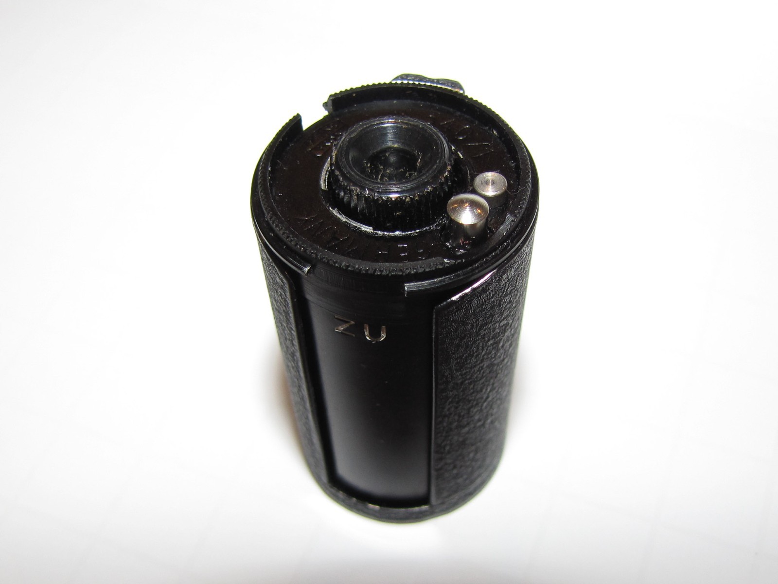 Zeiss Ikon 540/1 Reloadable 35mm Film Cassette w/ Red Metal Canister – Contax