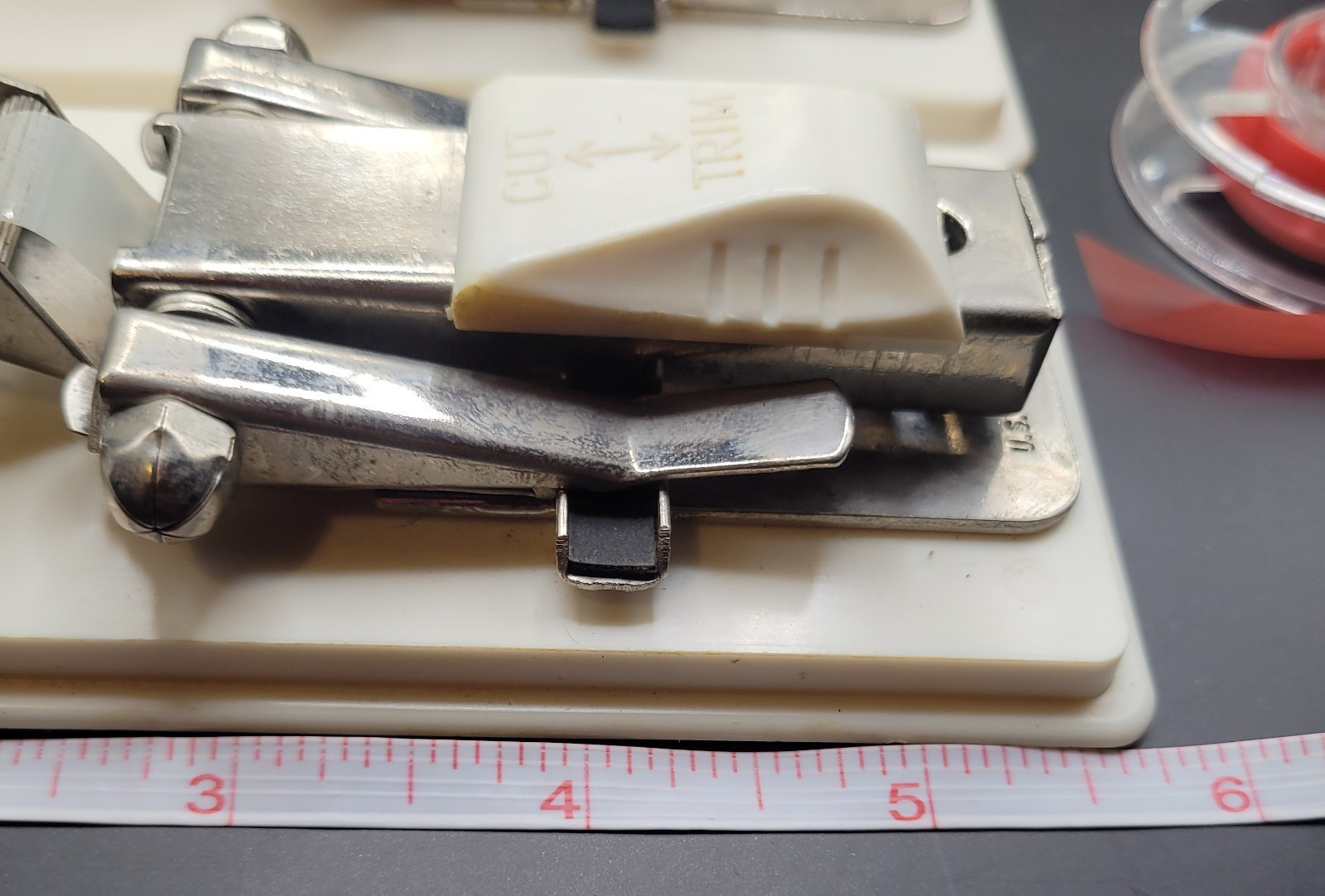 Vintage Robins Gibson Girl Tape Dispenser RT-700 Labeling Machine Office Metal