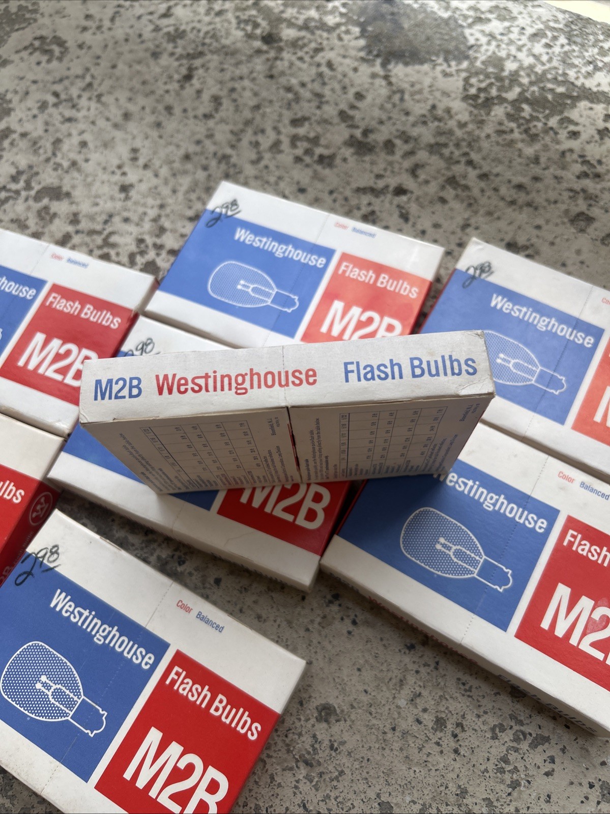 Vintage WESTINGHOUSE FLASH BULBS M2B, 12 Bulbs Per Pack-8 PACKS (b5)
