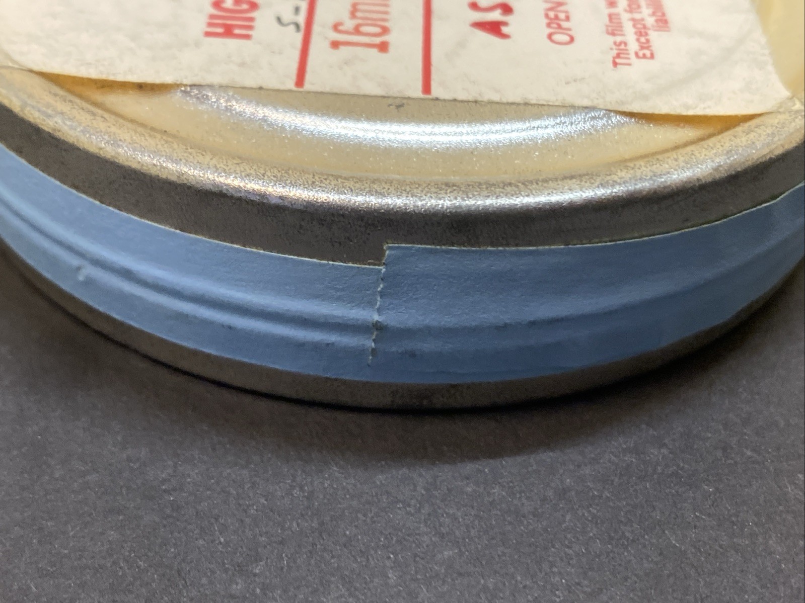 Kodak High Speed 16mm Film ASA 250 Round Tin Container Canister 100 FEET EXP