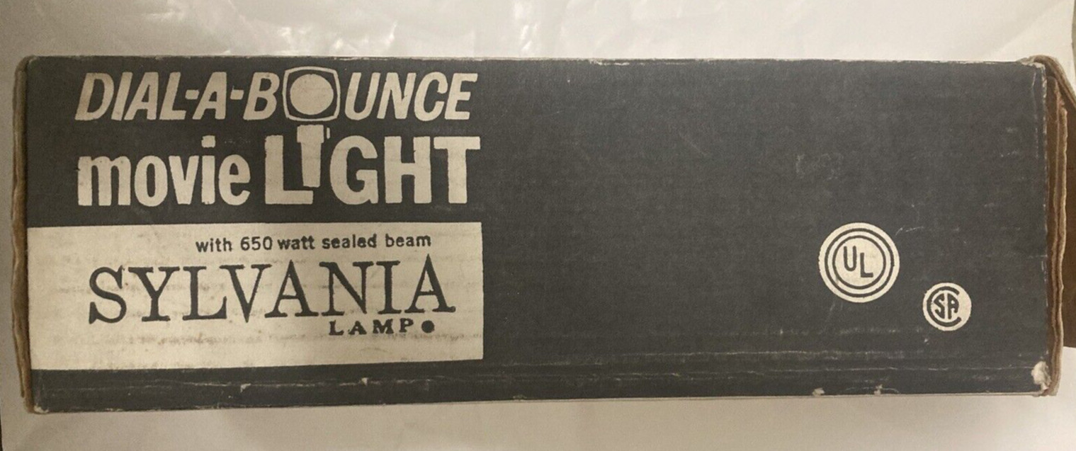 Vintage Sylvania Dial-A-Bounce 8mm Super 8 Movie Camera Light 110 and 220V WORKS