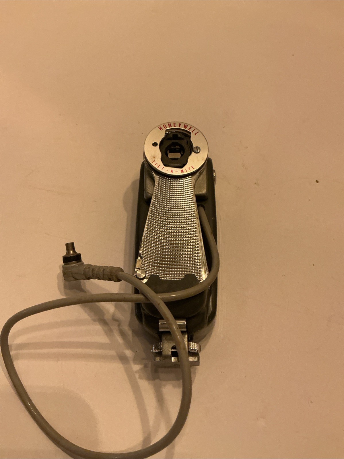 Vintage Honeywell Tilt-A-Mite Camera Flash Unit Collapsible Fan Japan 1950s