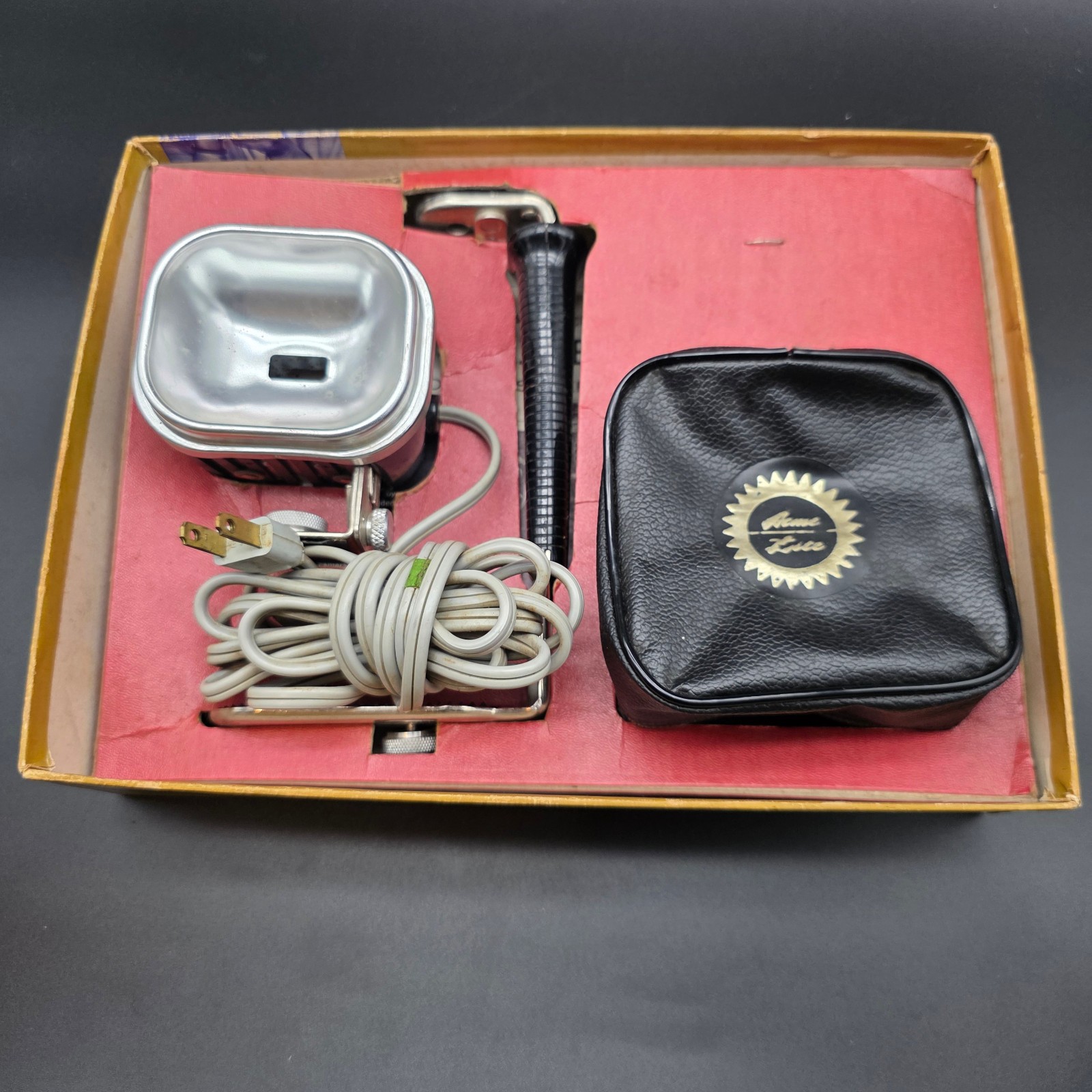 Complete Acme Lite Cameralite Light Super 8 & Standard Cameras Model 71 vintage