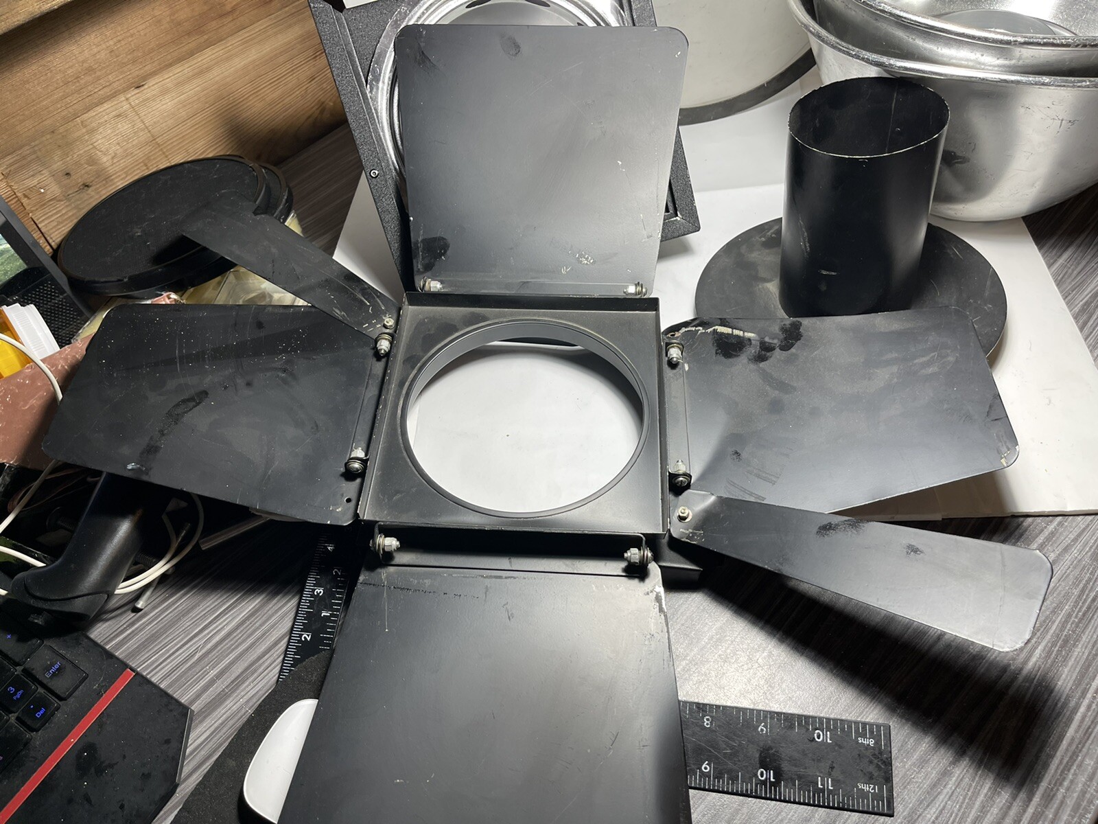 Large lot of Camera Photo Flash Reflectors Barn Door, Difusser, Can