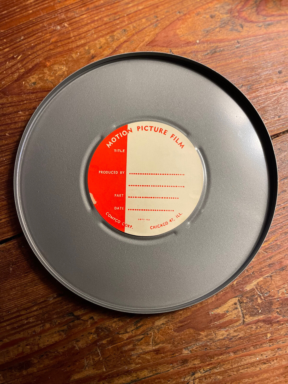 Vintage Compco Chicago 400 Ft 8MM Motion Picture Film Canister and Empty 7” Reel