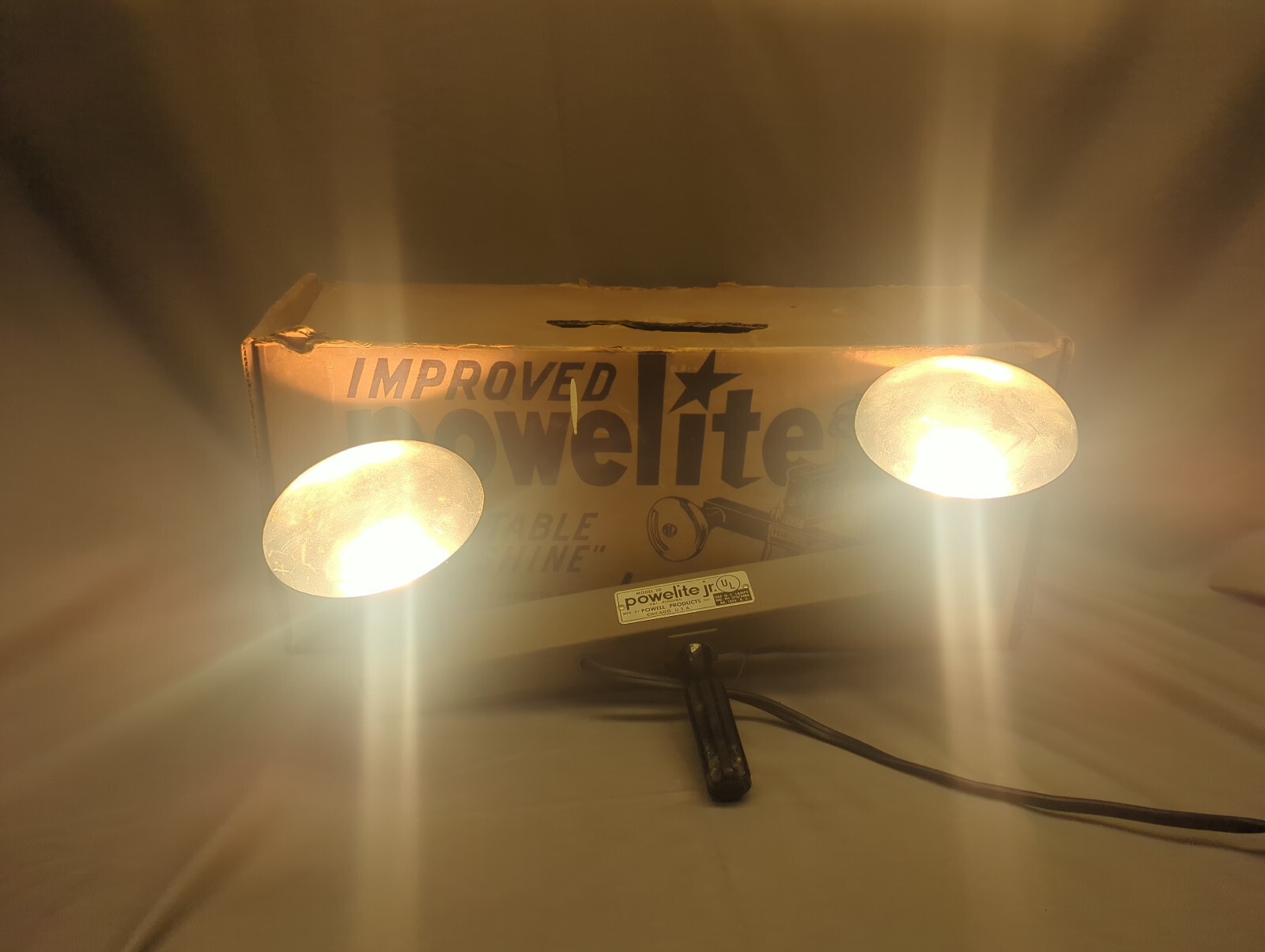 Vintage Powelite Jr 2 Lamp Movie Light Bar w Handle – Tested – Powell Products