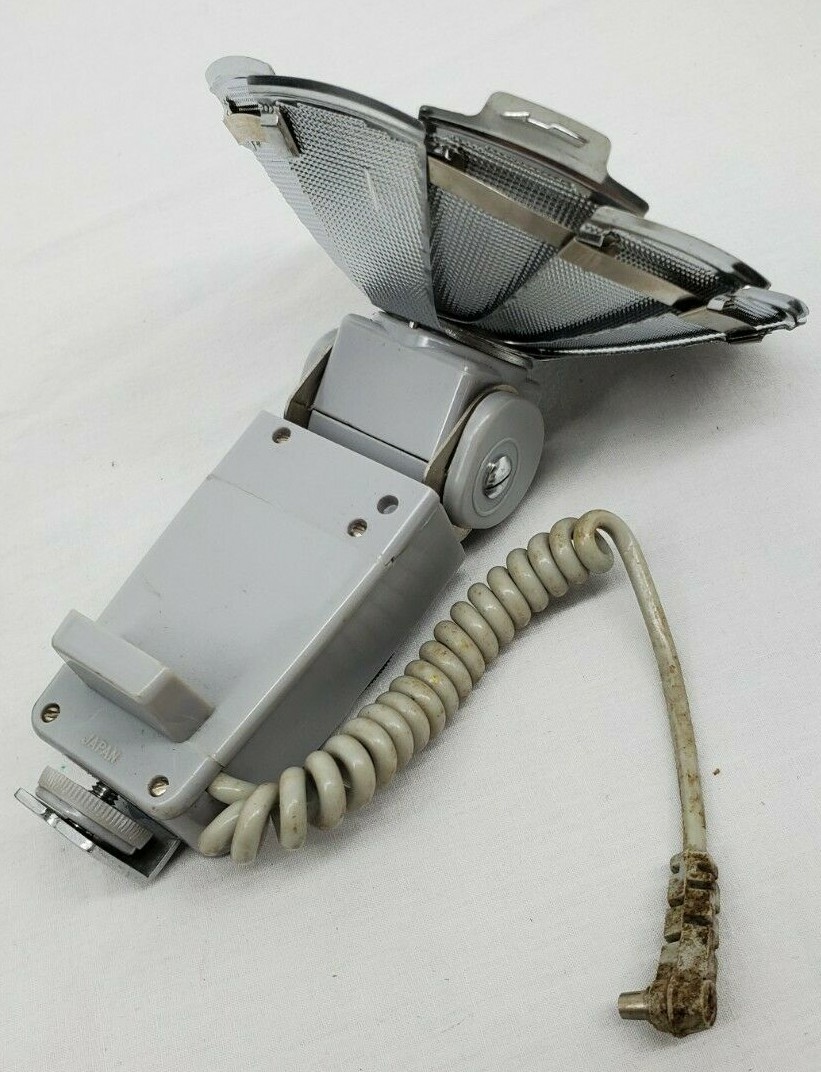 VINTAGE Gold Crest #BC-6 Tilt Flash with Original Black Vinyl Case Made in JAPAN