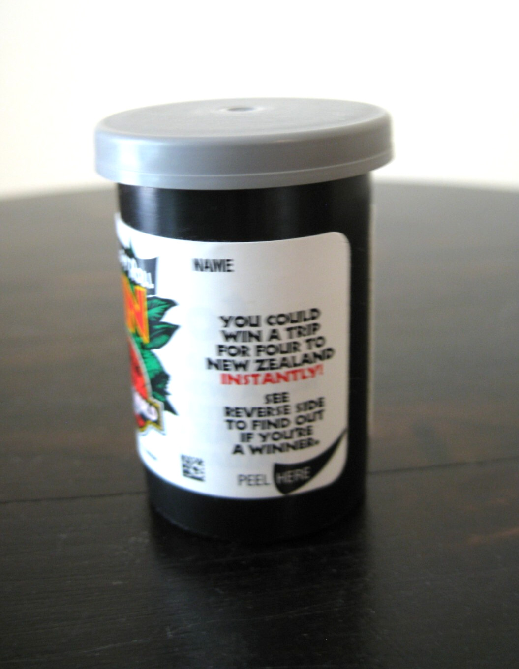 Kodak Jurassic Park 1997 “Find The Lost Roll” 35 MM Film Canister Play To Win