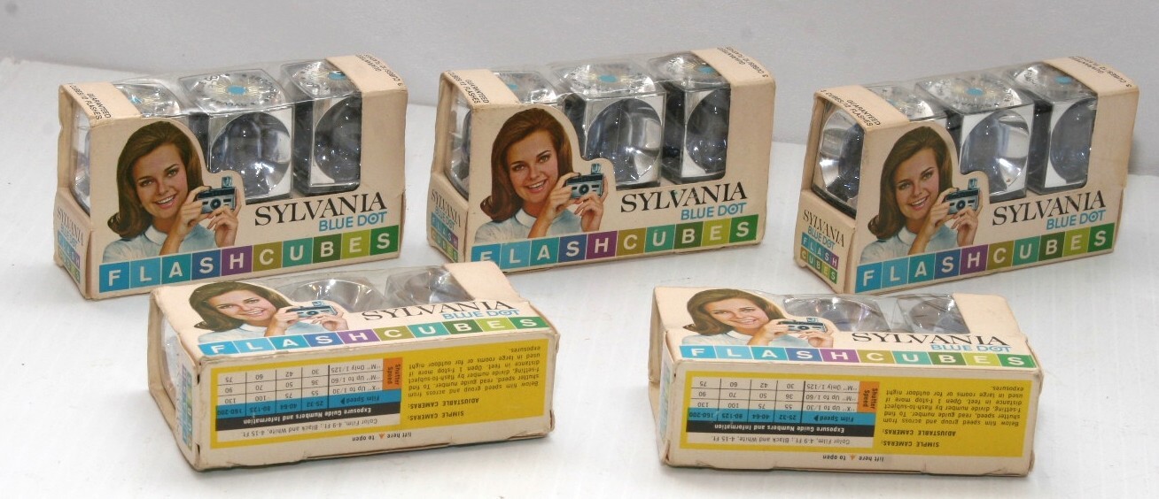 Sylvania Blue Dot Flashcubes 5 Boxes of 3 Cubes Each Total 60 Flashes Vintage