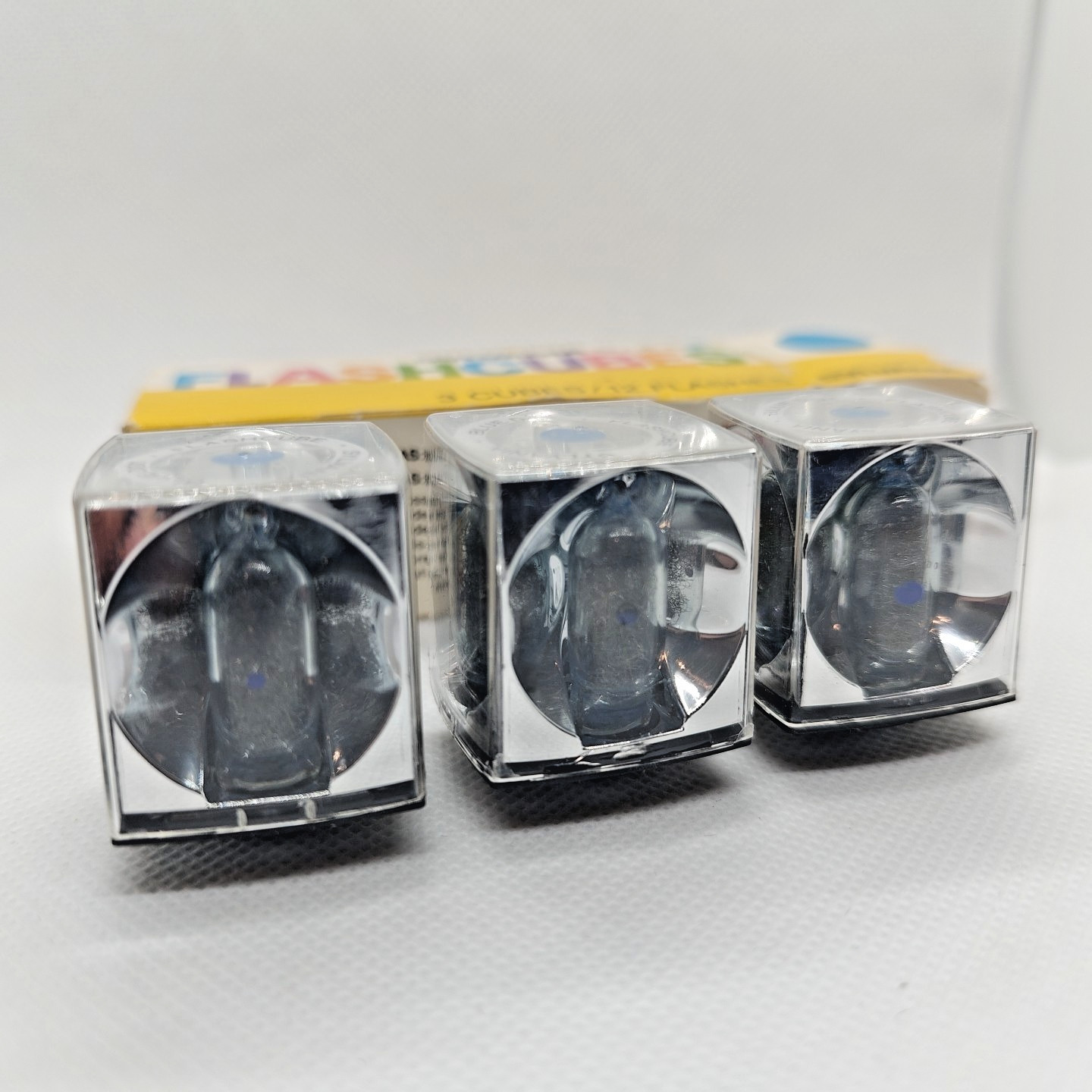 Sylvania GTE Blue Dot Flash Cubes Unused Vintage for Cameras nos