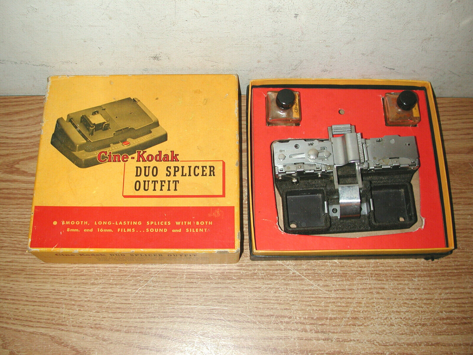 VINTAGE 1941 CINE-KODAK SENIOR SPLICER WITH DUO SPLICER BOX