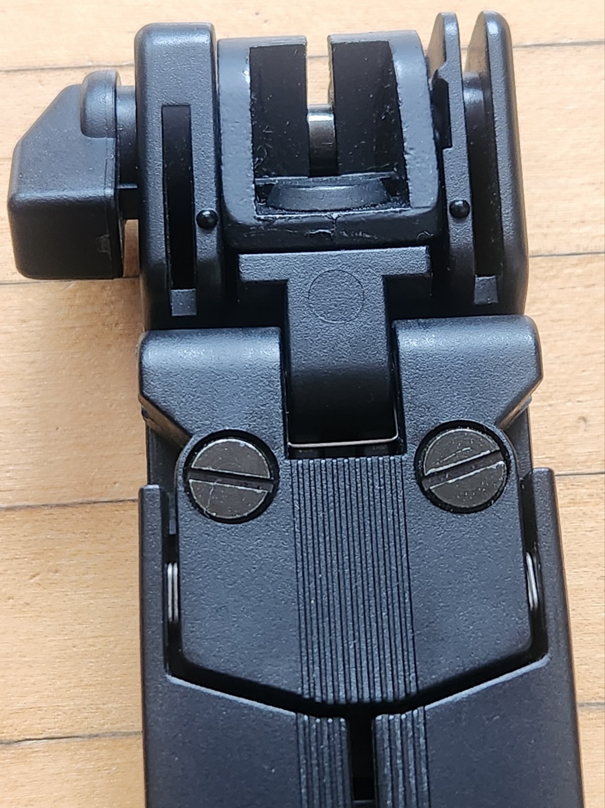 Hakuba Flatpod-S1 – Mini Foldable Tripod Pop Open Flat Closed Circa 1980’s USED