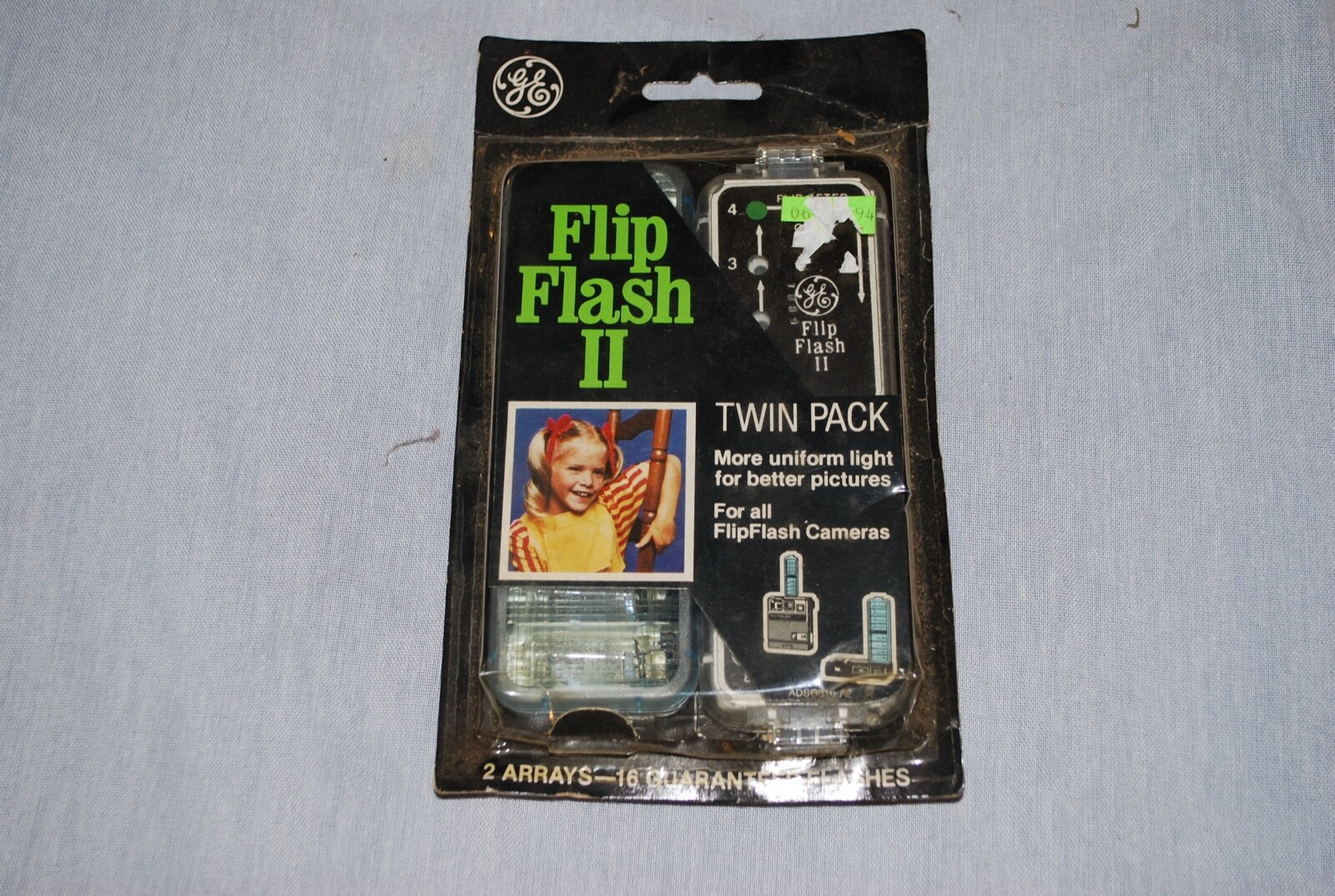 Vintage GE Flip Flash II 2 Twin Pack Flash Packs for all FlipFlash Cameras NOS