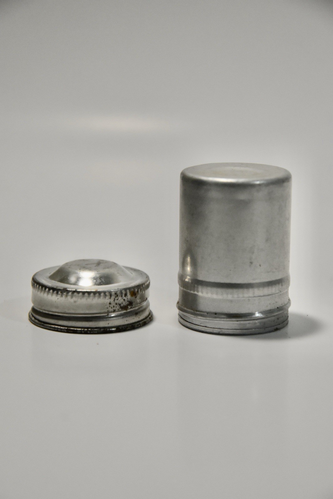 Vintage 35mm Aluminum Film Canister – Unbranded, with Metal Top