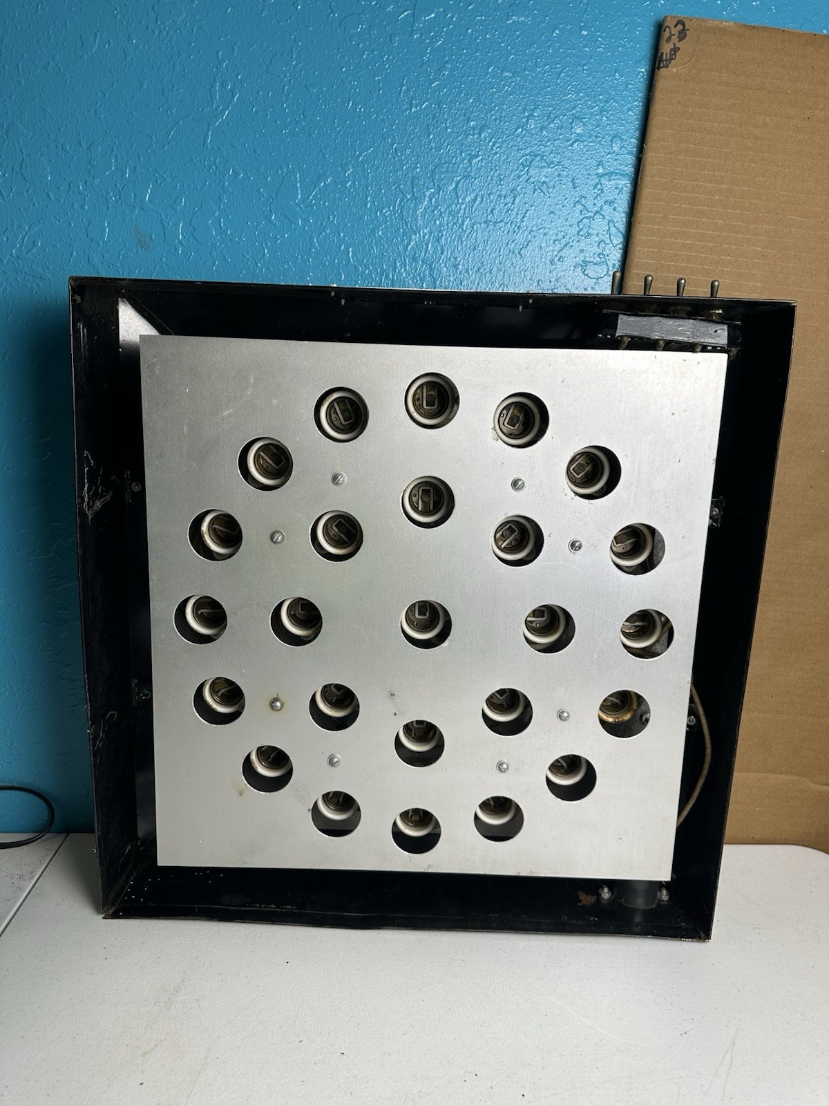 Caesar MFG J.G. Saltzman 140A-1 Diffused Enlarger Light Head 25 Socket Untested