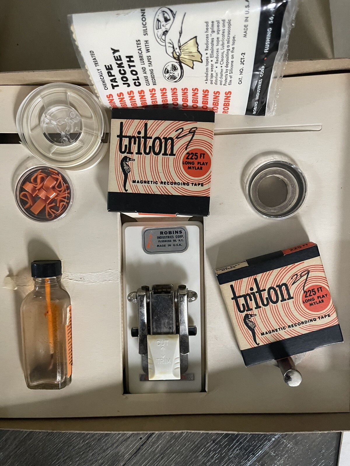 Vintage Robin Gibson girl Stereo 4 Tape Splicing Kit TK-4JR 1957