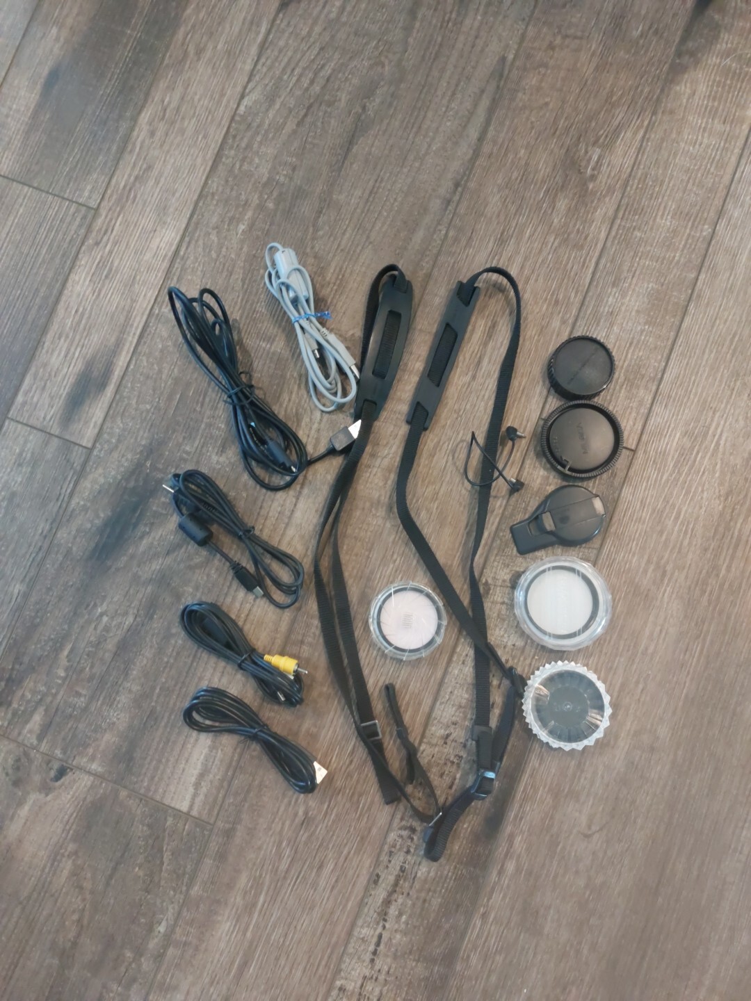 Miscellaneous Camera Parts & Accessories-Straps, Filters, Cords (Minolta Canon)