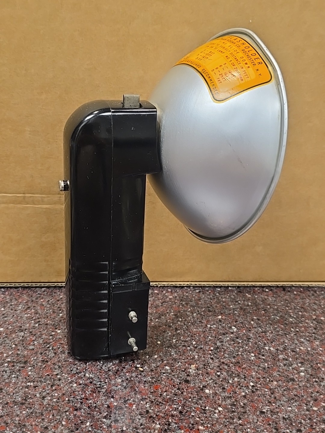 Vintage Kodak Kodalite Flasholder Lumaclad Reflector Flash Holder w/ Guard Cover